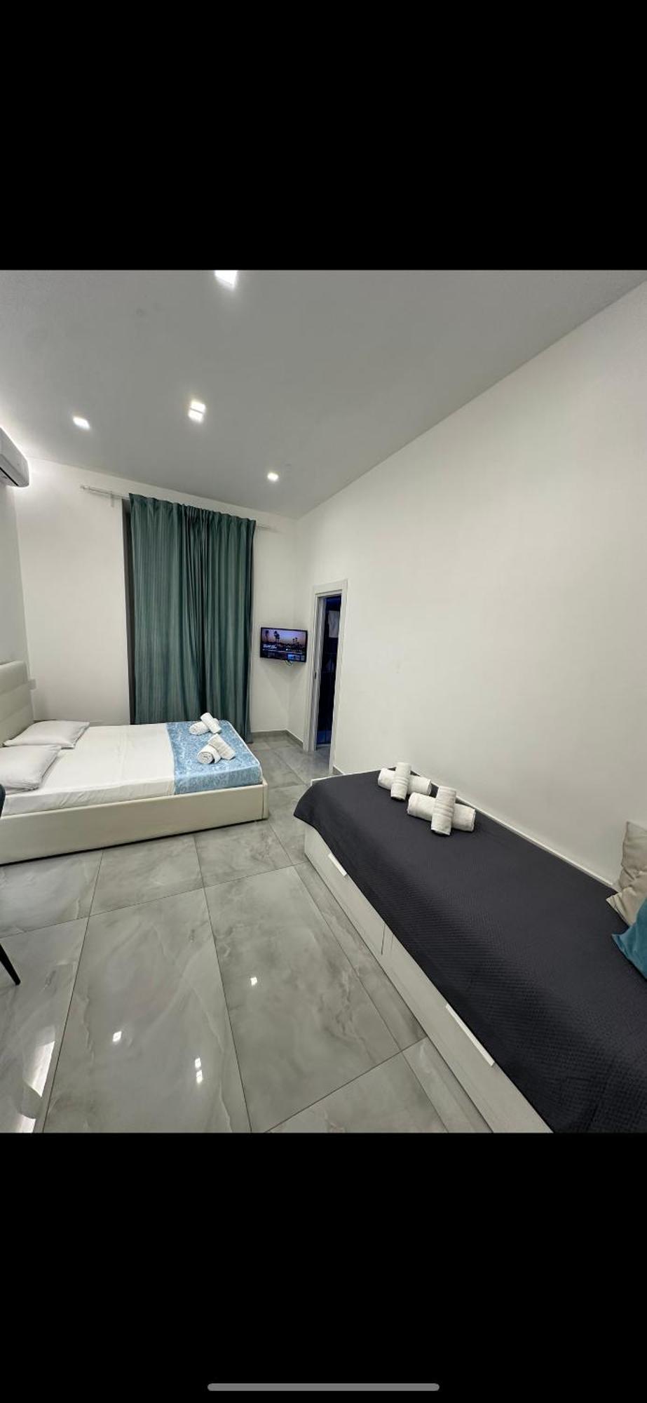 נאפולי Barbaro Suite & Apartment מראה חיצוני תמונה