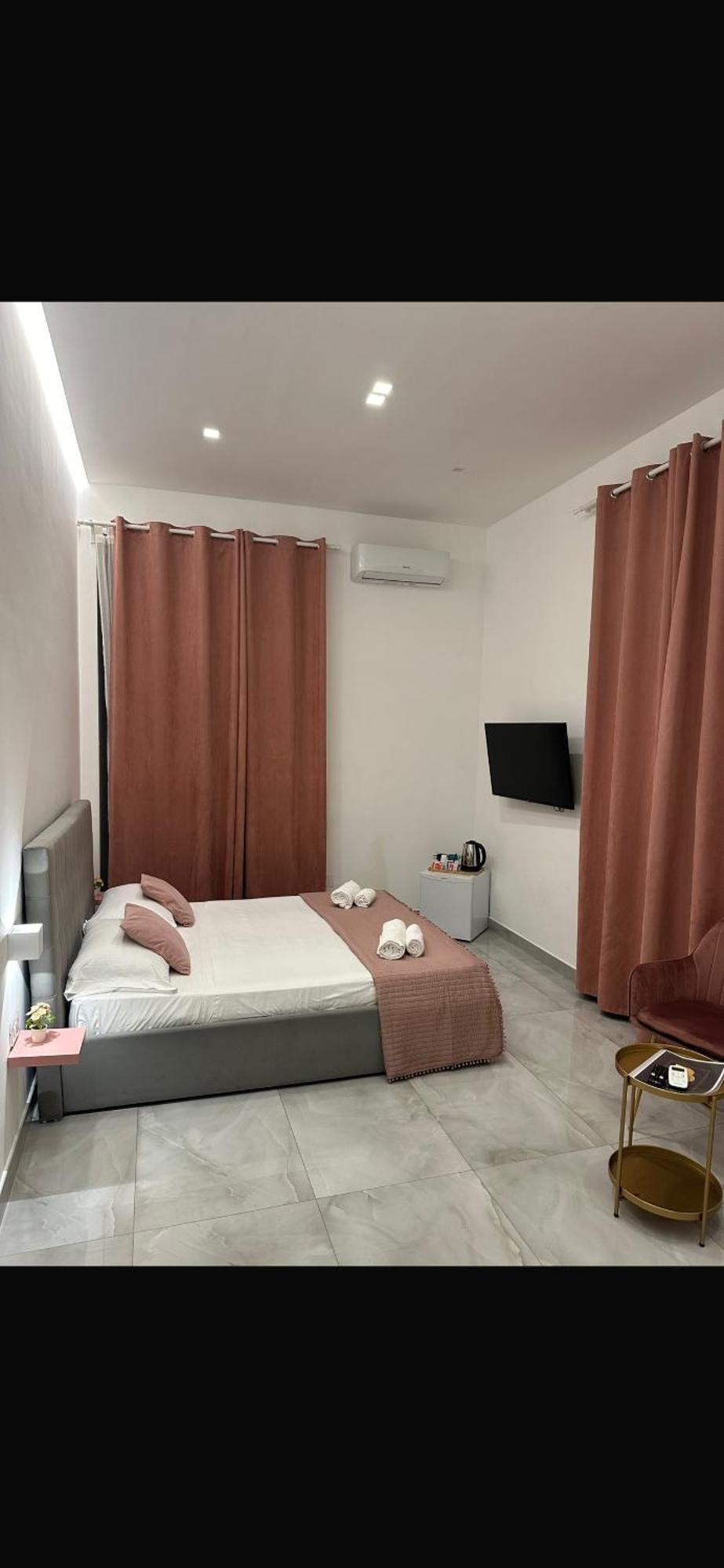 נאפולי Barbaro Suite & Apartment מראה חיצוני תמונה